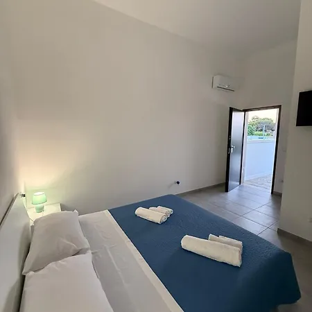 Borraco Rooms-2