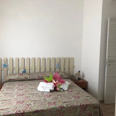 VILLA FLO' B&B (San Pietro in Bevagna)-3